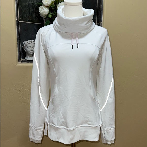 Lululemon 🍋 Flurry Fighter Reflective Fleece Pullover Size 6 - Picture 3 of 14